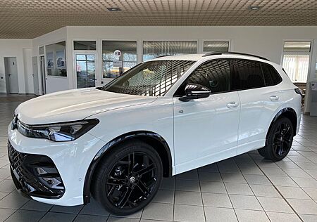 VW Tiguan Volkswagen R-Line 1.5 eTSI*DSG*Black Style*Matrix*AH