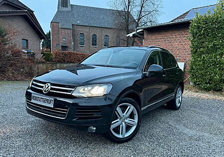 VW Touareg Volkswagen V8 TDI AHK Panoramadach HU NEU