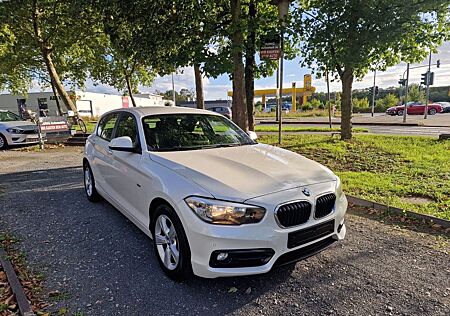 BMW 118 d 5-trg. Sport Line / Automatik / Navigat