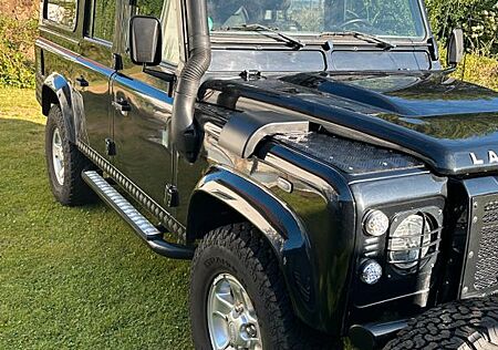 Land Rover Defender 110 Td4 Station Wagon SE