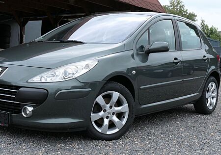 Peugeot 307 Oxygo HDI 4,5 Liter auf 100Km