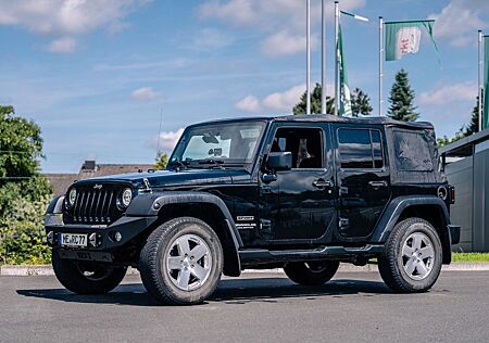 Jeep Wrangler Unlimited Sport 2.8 CRD Sport