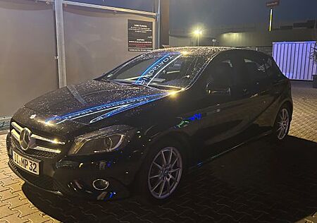 Mercedes-Benz A 180 CDI Style DCT Style