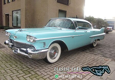 Cadillac Deville Sedan serie 62 schöne Auto 1958