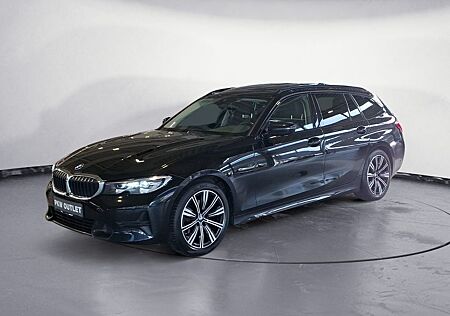 BMW 320d Touring Sport Line Panorama Navigation