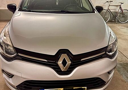 Renault Clio 1.2 16V 75 Limited
