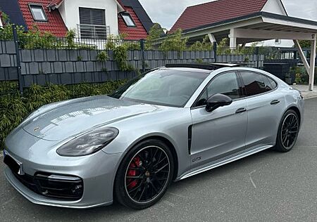 Porsche Panamera GTS , APPROVED, SOFTCLOSE,SHADOWLINE