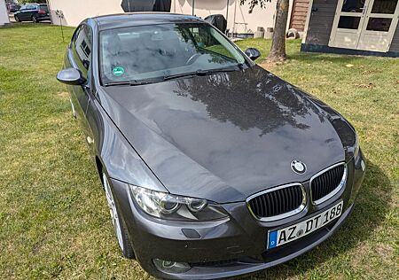 BMW 320i Coupé -