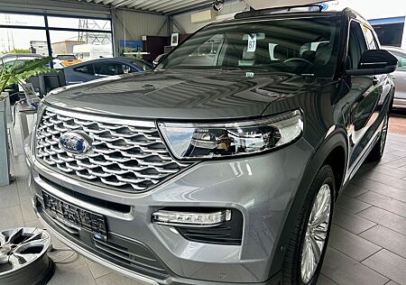 Ford Explorer Platinum Plug-in-Hybrid 4x4