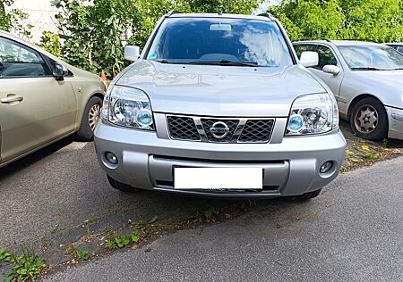 Nissan X-Trail 2,5 * HU/AU NEU * Inspektion Neu *