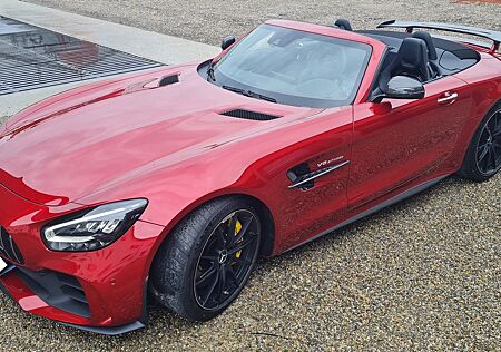 Mercedes-Benz AMG GT R Mercedes- R