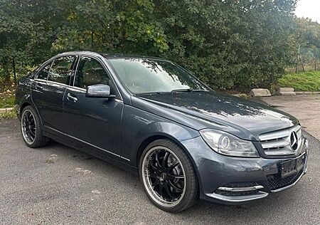 Mercedes-Benz C 350 4MATIC Autom. Service & Tüv NEU