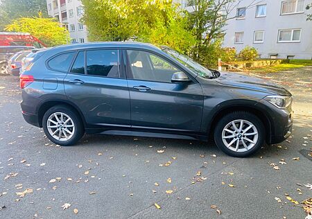 BMW X1 sDrive18i Sport Line Sport Line