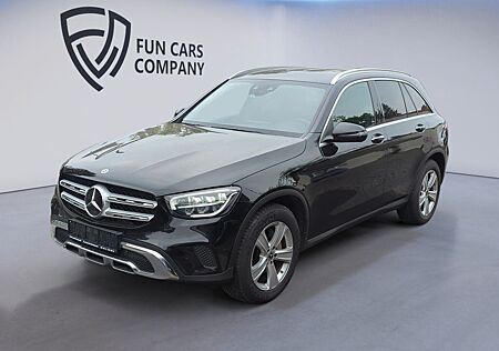 Mercedes-Benz GLC 300 d 4Matic, SHZ, AHK, NAVI, PDC V/H KAMERA