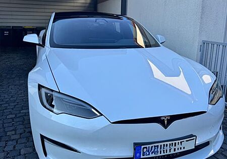 Tesla Model S Plaid