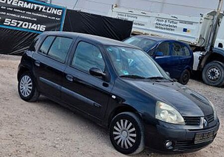 Renault Clio 1.2 16V mit Klimaanlage