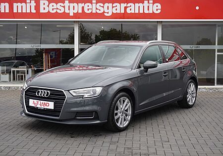 Audi A3 1.5 TSI Sportback design Bi-Xenon Navi AHK