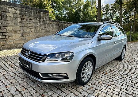 VW Passat Volkswagen 1.6 TDI Comfortline BlueMot.Tech NAVI AHK