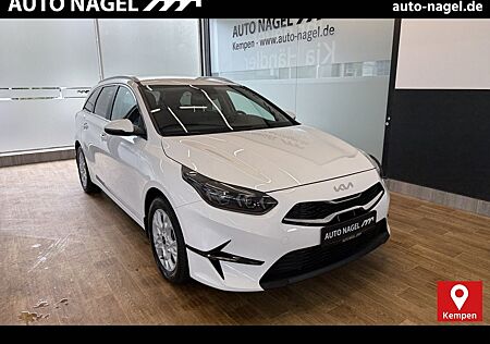 Kia Cee'd Ceed SW DCT 1.5 Vision +Kamera+Sitzh.Autom./BC