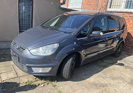 Ford Galaxy 2,0 TDCi 120kW DPF Titanium PowerShif...