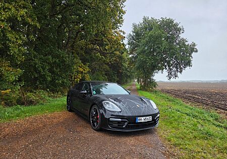 Porsche Panamera GTS