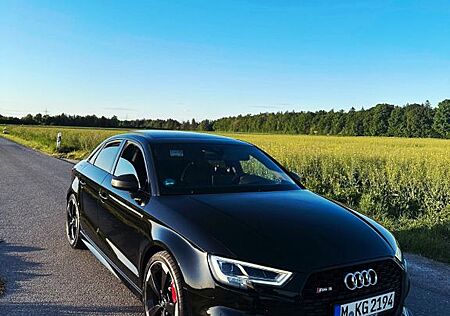Audi RS3 2.5 TFSI S tronic quattro -