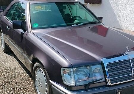 Mercedes-Benz CE 300 H-Zulassung
