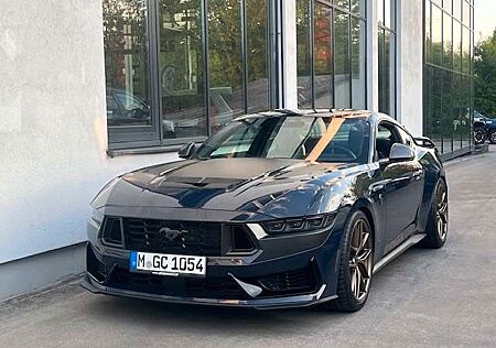 Ford Mustang Fastback 5.0 Ti-VCT V8 334 Dark Horse