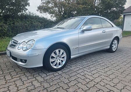 Mercedes-Benz CLK 200 gebraucht kaufen Mercedes-Benz CLK 200 KOMPRESSOR ELEGANCE