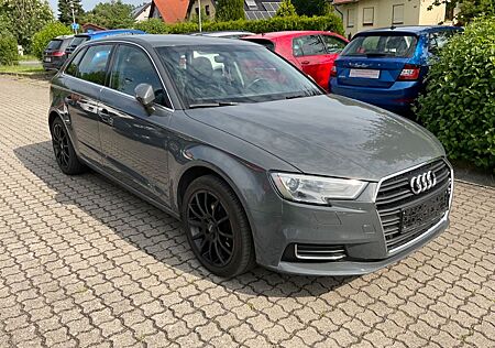 Audi A3 Sportback Xenon Bang Olufsen Navi Standheizun