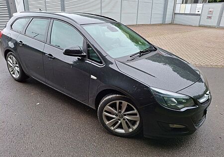 Opel Astra Sp. T. 1.6 ECOTEC DI Turbo Exklusiv S/...