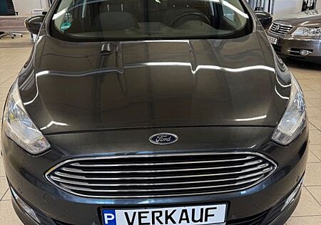 Ford C-Max Titanium
