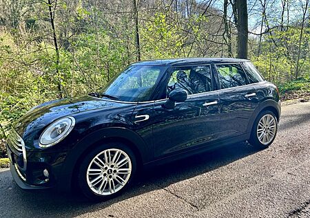 Mini Cooper D Cooper mit Restgarantie