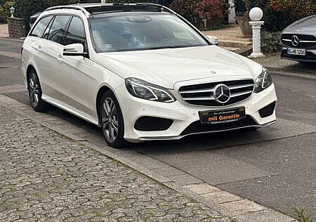 Mercedes-Benz E 350 T-Modell 4Matic 4Matic Pano AMG Line