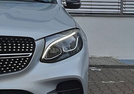 Mercedes-Benz GLC 250 d /AMG Line/Coupé/DAB/S.Dach/4M/LED/HuD