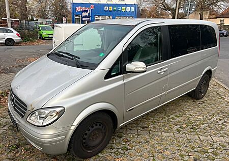 Mercedes-Benz Viano 2.2 CDI Klima/6 Sitze/Navi/Kamera