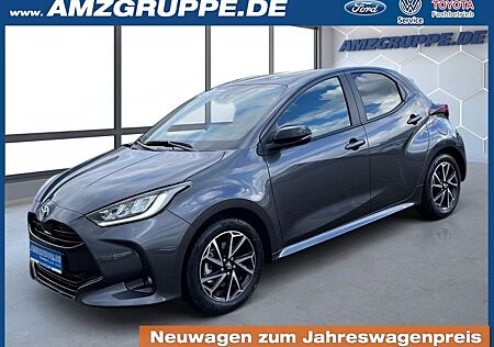 Toyota Yaris Hybrid 2ZonenKlimaauto+Teilleder+Winterpak