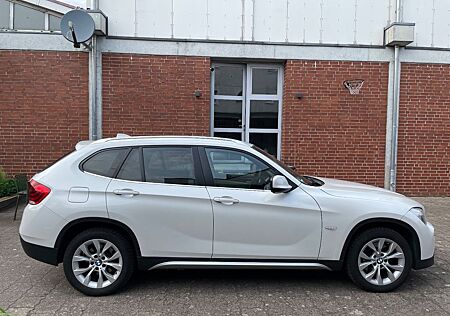 BMW X1 xDrive28i -