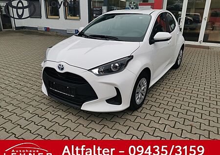 Toyota Yaris 1.5 HYBRID BUSINESS SHZ+DAB+KAM+NAVI