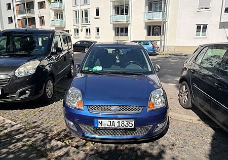 Ford Fiesta 1,6 16V Fun X Autom. Fun X