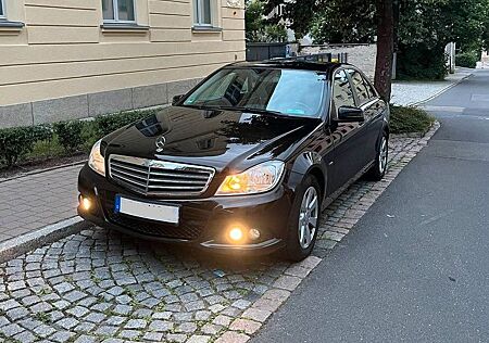 Mercedes-Benz C 220 CDI BlueEFFICIENCY -