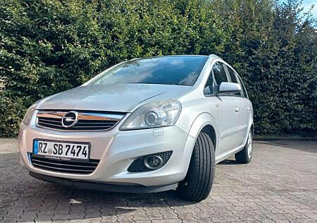 Opel Zafira 1.8 -