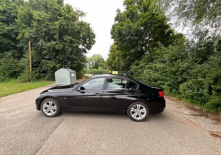 BMW 320d Sport Line Sport Line