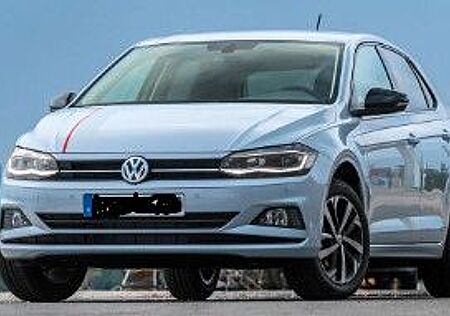 VW Polo Volkswagen 1.0 TSI OPF 85kW beats top Zstd.white silv