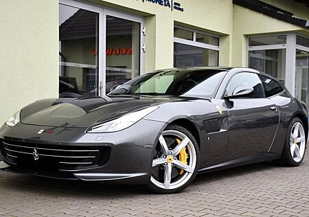 Ferrari GTC4Lusso 6.3 V12 DCT