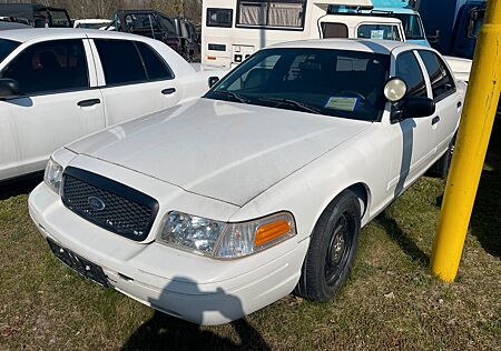 Ford Crown Victoria Police Interceptor