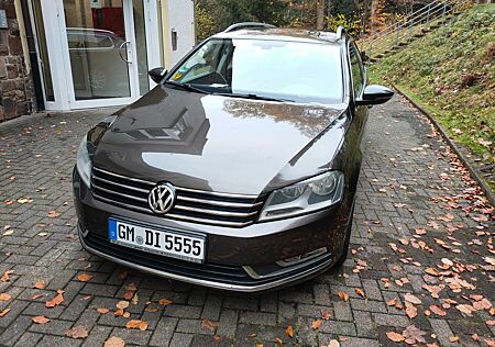 VW Passat Variant Volkswagen 2.0 TDI Comfortline BMT Varia...