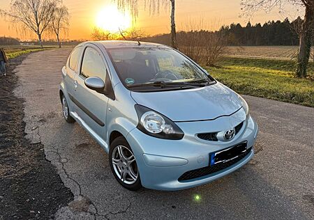 Toyota Aygo (X) Aygo (X) 1,0 -