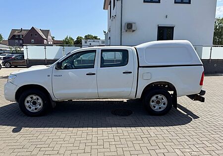 Toyota Hilux Double Cab 4x4/AC/