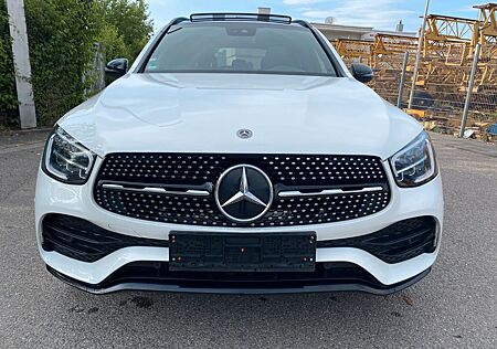 Mercedes-Benz GLC 220 d 4M AMG Line,Pan,Com,Kam,Spur+Totwinkel